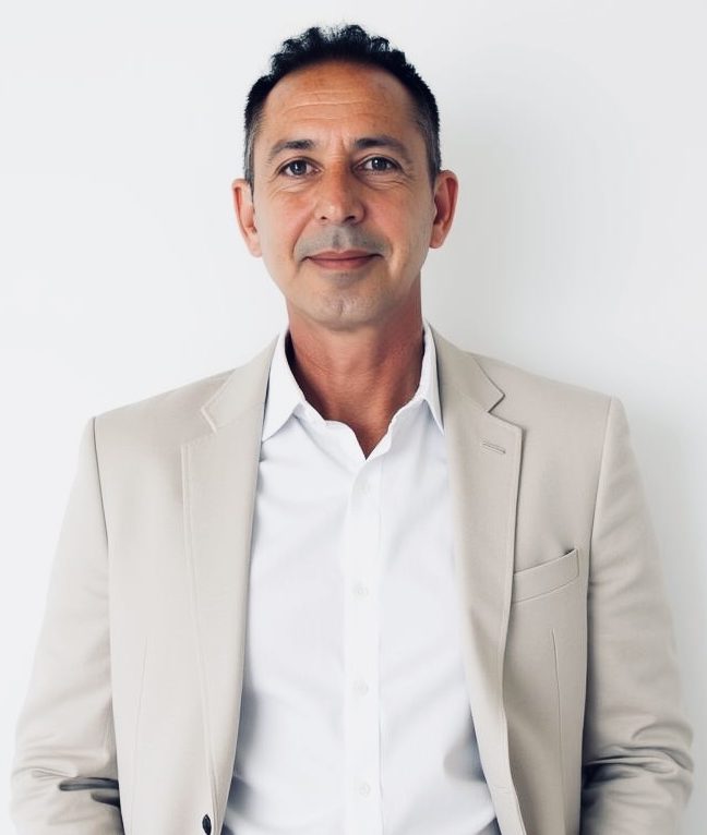 Rob Glenn Presenter, voice over, singer, event host.